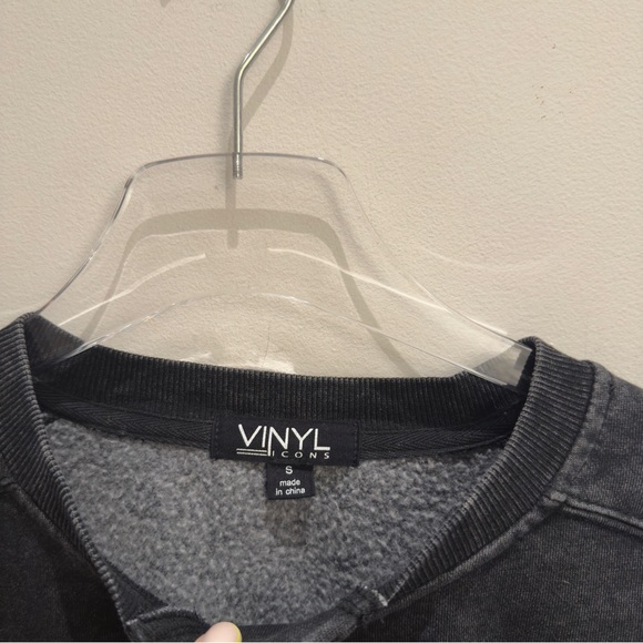 Vinyl Icons Casual Black Women's Crewneck Sweatshirt Sweater Size Small - Picture 3 of 5